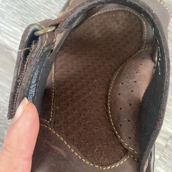 Born Brown Leather Sandals Adjustable straps Cushioned 8M/W Comfortable Casual - Picture 9 of 11